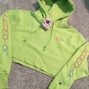Champion cropped fleece hoodie NWT